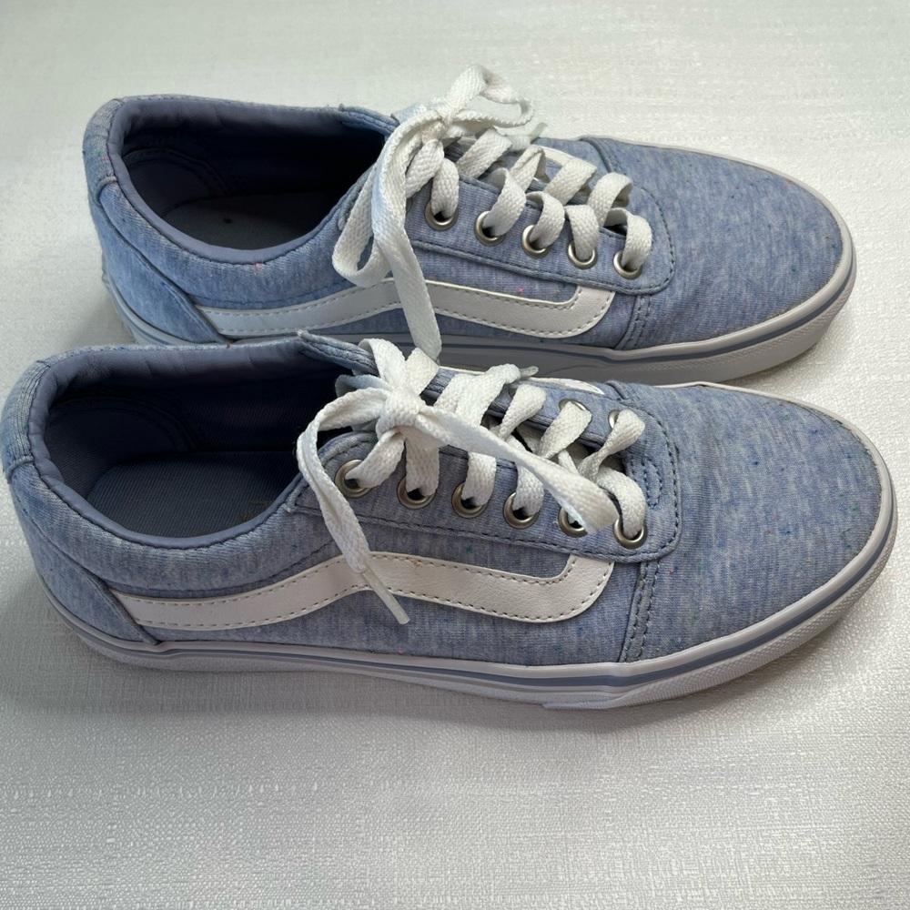 Vans Old skool Ashley blue sneakers, size 6. Near mint!